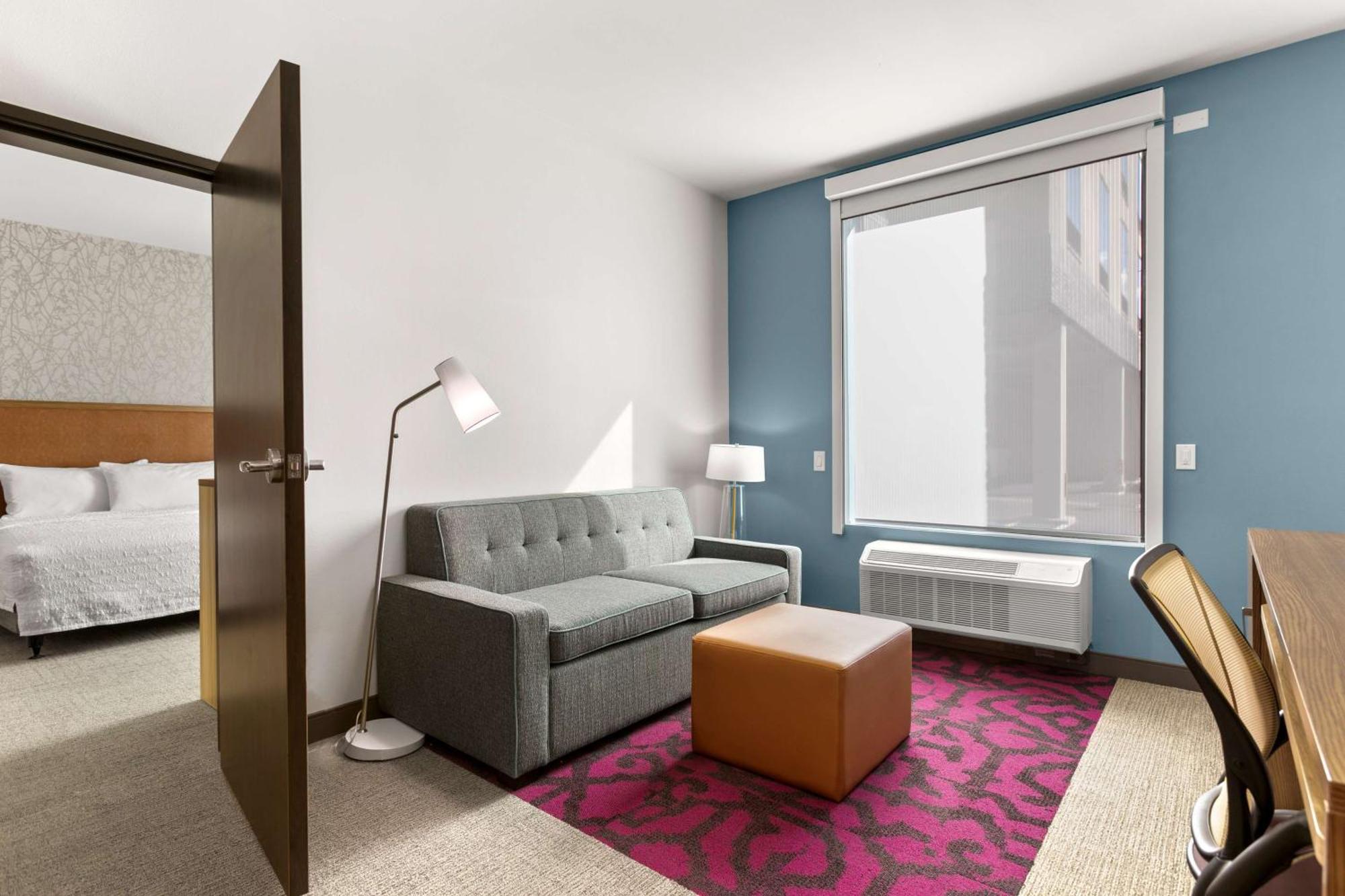 Home2 Suites By Hilton Phoenix Downtown Exterior photo